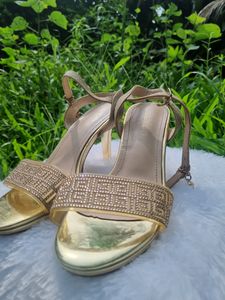 Elegant Gold Heels (Offer For 2days)