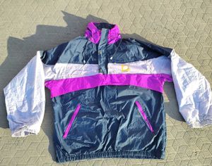 UNIQUE WINDCHEATER