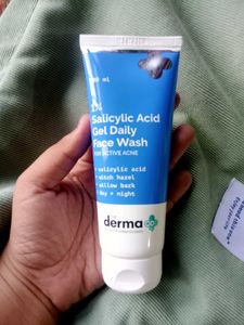 The Derma Co.Face Wash