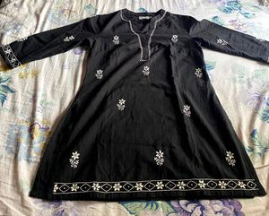 Elegant Black Embroidered Kurti