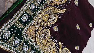 ❤️Beautiful Work Saree 💖 🥻