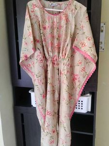 Floral Kaftan Kurta.Never Used.