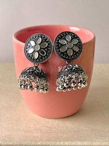 Jhumka