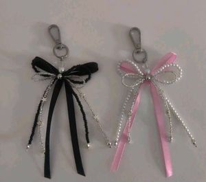 Long Bow Bag Charm 🫶🏻