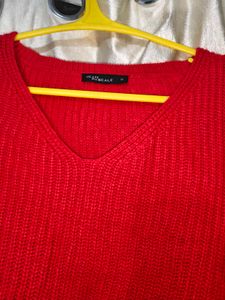Red Cropped V-Neck Knit Sweater