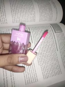 Huda Matte Me Lip Gloss