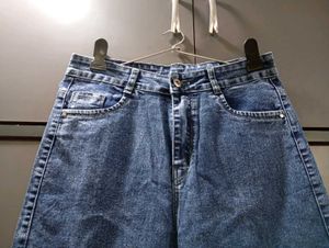 320. Cargo Jeans for women