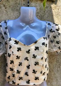 CUTE CROP TOP