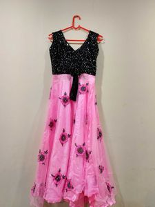 Elegant Black &amp; Pink Party Wear Gown for Gi