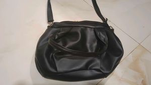 black sling bag