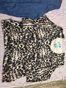 😍Combo Of 2 New Sweaters For Women's🥰