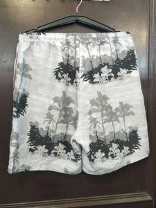 A Export Multibranded Men&#39;s High Quality Half Short