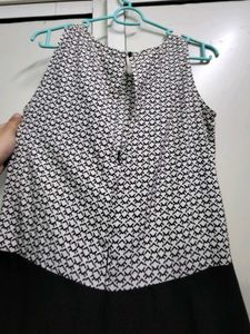 Elegant Black &amp; White Jumpsuit