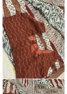 CLEARANCE SALE- saree+6 blouse
