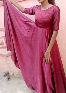 Elegant Maroon Maxi Dress full length