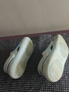 Boys And Girls Crocs Pattern Comfortable Footwear