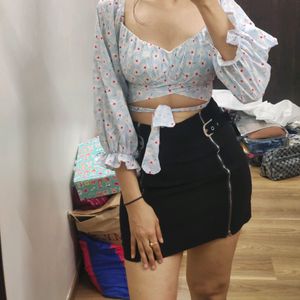 Elegant Short Belted Black Skirt