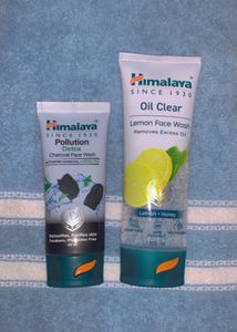 Himalaya’s Charcoal And Lemon Face Wash