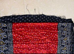 Red &amp; Black Bandhej Saree