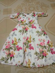 Selling this beautiful dress! Worn only once