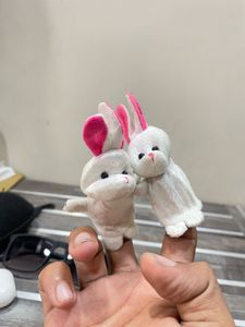 🧸✨ Adorable Bunny Finger Puppets - Set of 2! ✨🐰
