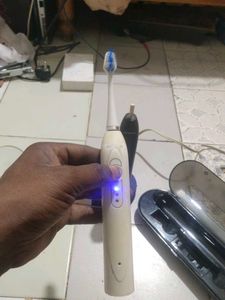 Aquasonic Electric Toothbrush