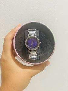 Stylish Purple Face Watch