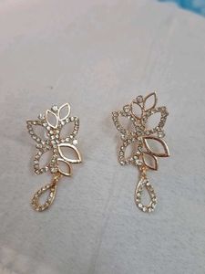Rose Gold Floral Necklace &amp; Earrings Set