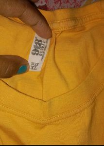Xl Size T Shirt.....