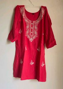 Elegant Pink Embroidered Kurta