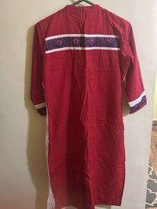 Red &amp; White Printed Tunic In Size M