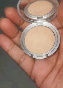 The Balm Cosmetics - Mini Highlighter