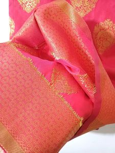 🆕️ Red &amp; Golden Jari Saree