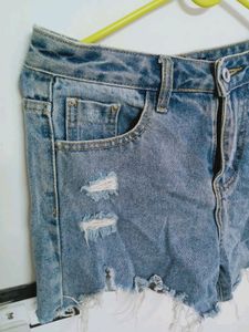 Blue Denim Shorts. Not Even Wore Once Selling Because It&#39;s Tight For Me. It&#39;s A Small Size Can Fit To 26,28.