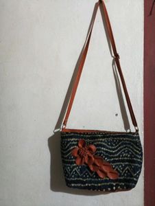 Sling Bag