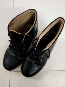 Black Leather Boots - UK 6, 2inch Heels