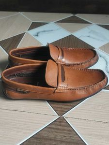Lee Cooper GENUINE LEATHER Loafer