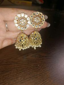 Beautiful Golden With White Pearl Jhumka