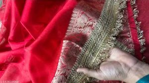 Trening Red &amp; Gold Saree With 🎁 Jhumki