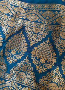 heavy Banarasi silk dupatta