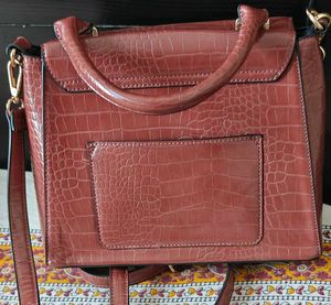 Stylish Brown Handbag