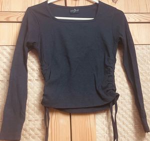 Dark Grey Tight Fitting Full Sleeve Crop Top