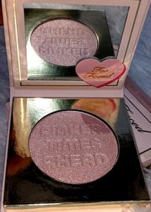 Too Faced Blush Nd Highlighter