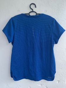 Nike Tops For Workout