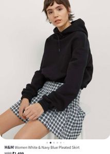 H&amp;M Plaid Pleated Mini Skirt