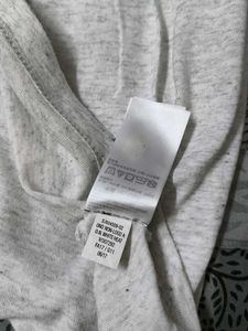 Old Navy Men Grey Cotton Regular Fit Tshirt