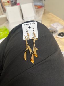 Fashionable Gold Dangle Earrings