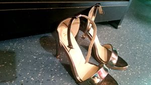 Women/girls Heels,4inch,Grey / Lil Silver colour.