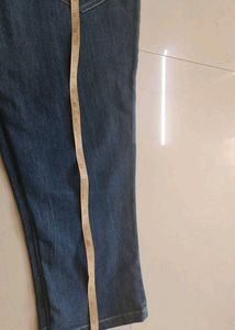 Blue Colour Capti Or 3/4 Casual Wear