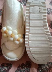 Cute White Flower Sandals